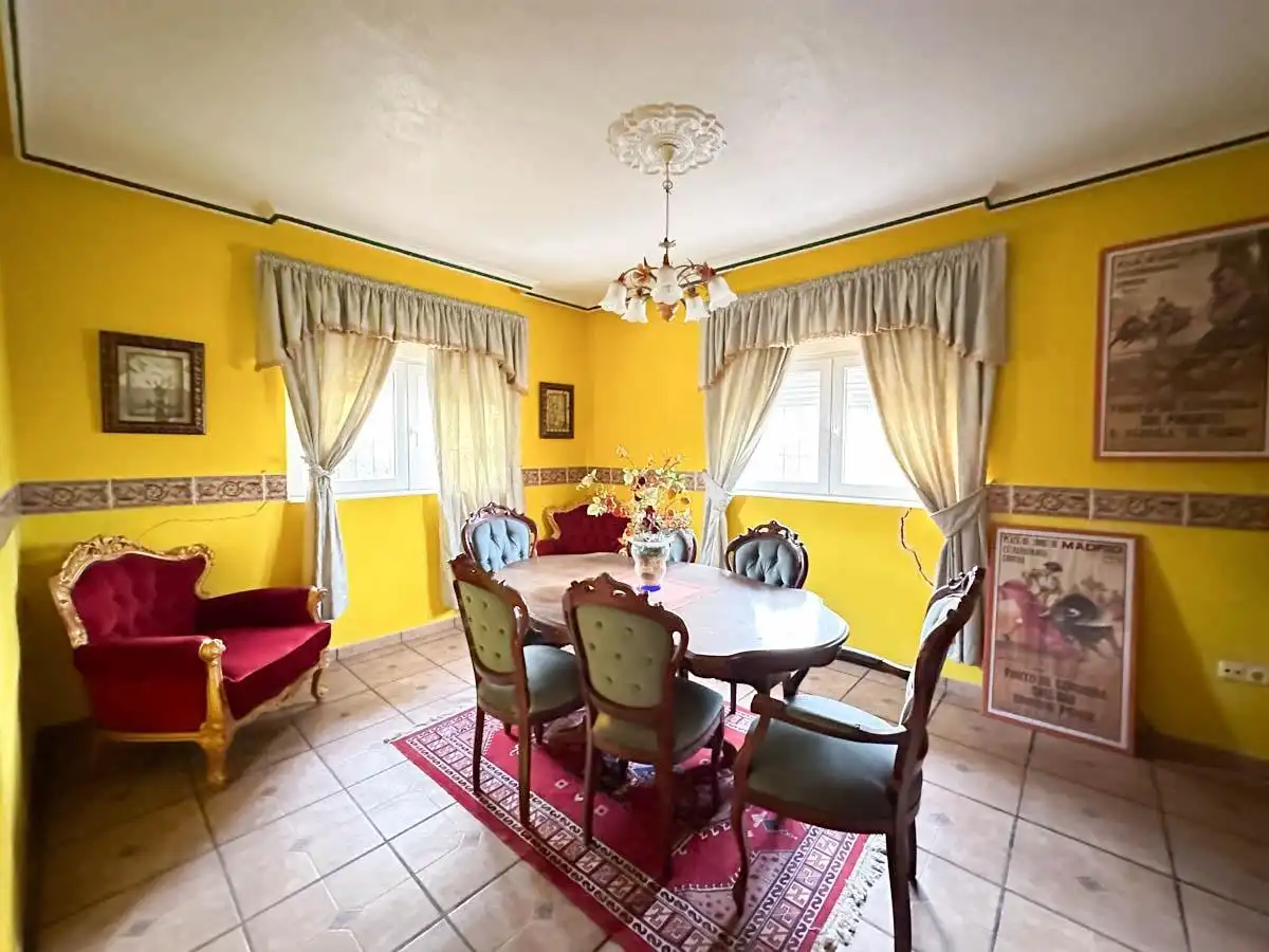 Comedor de Finca rústica en venta en Los Montesinos con Jardín privado, Piscina y Amueblado