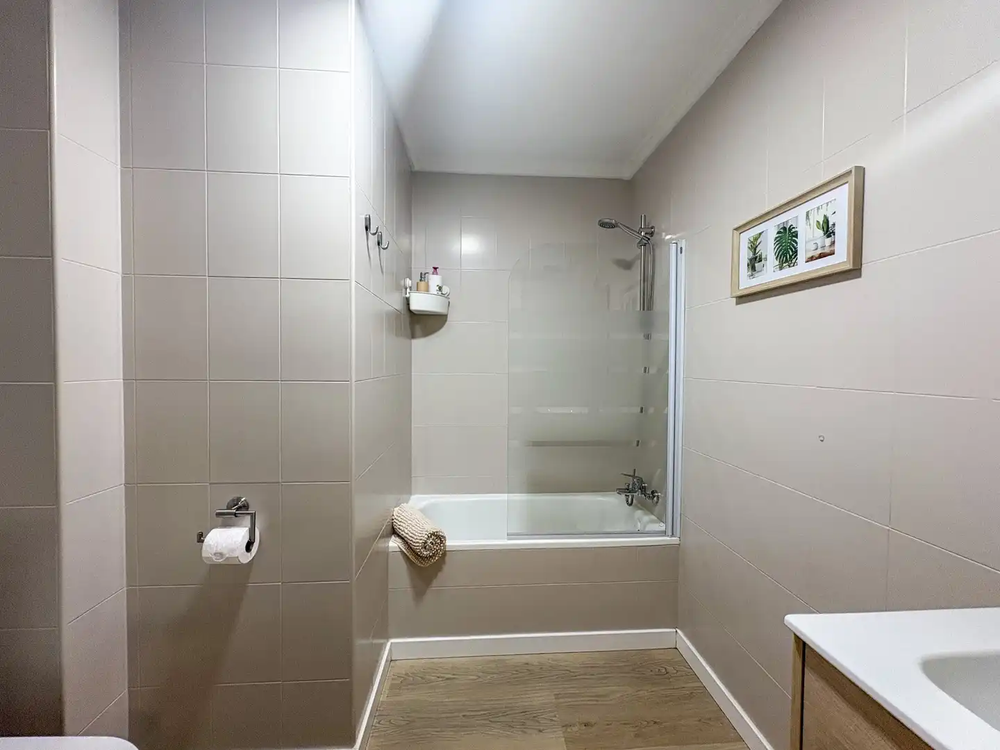 Baño de Piso de alquiler en Torrevieja con Aire acondicionado, Calefacción y Terraza