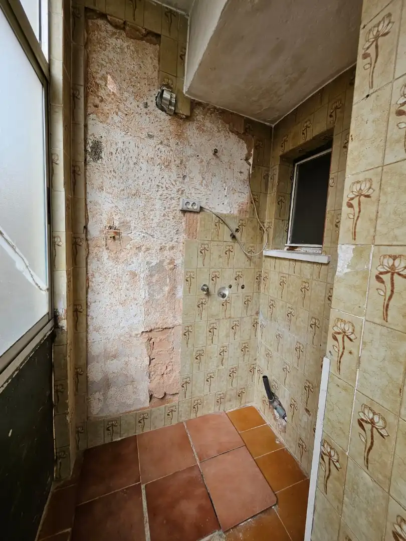 Bany de Pis en venda en Linares amb Aire condicionat i Balcó