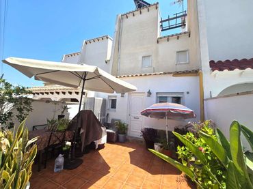 Bungalow con piscina en venta en N/A