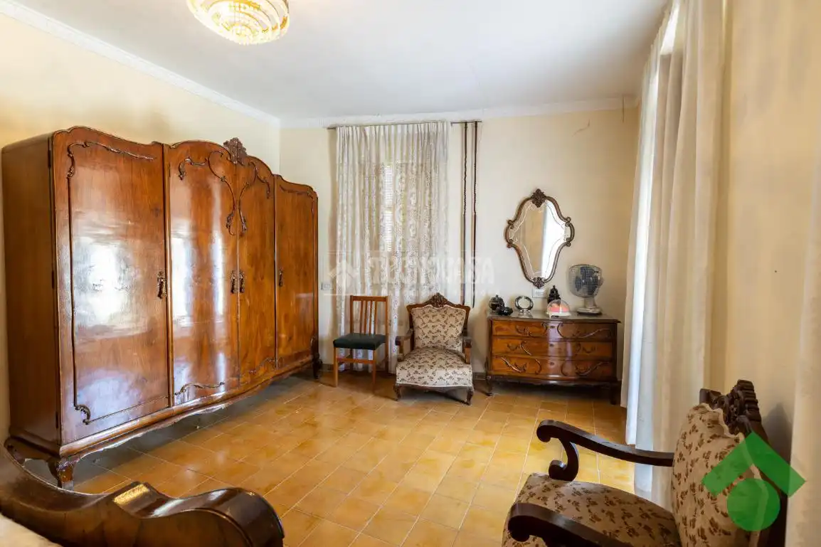 Habitación de Casa adosada en venta en Pinos Puente con Terraza