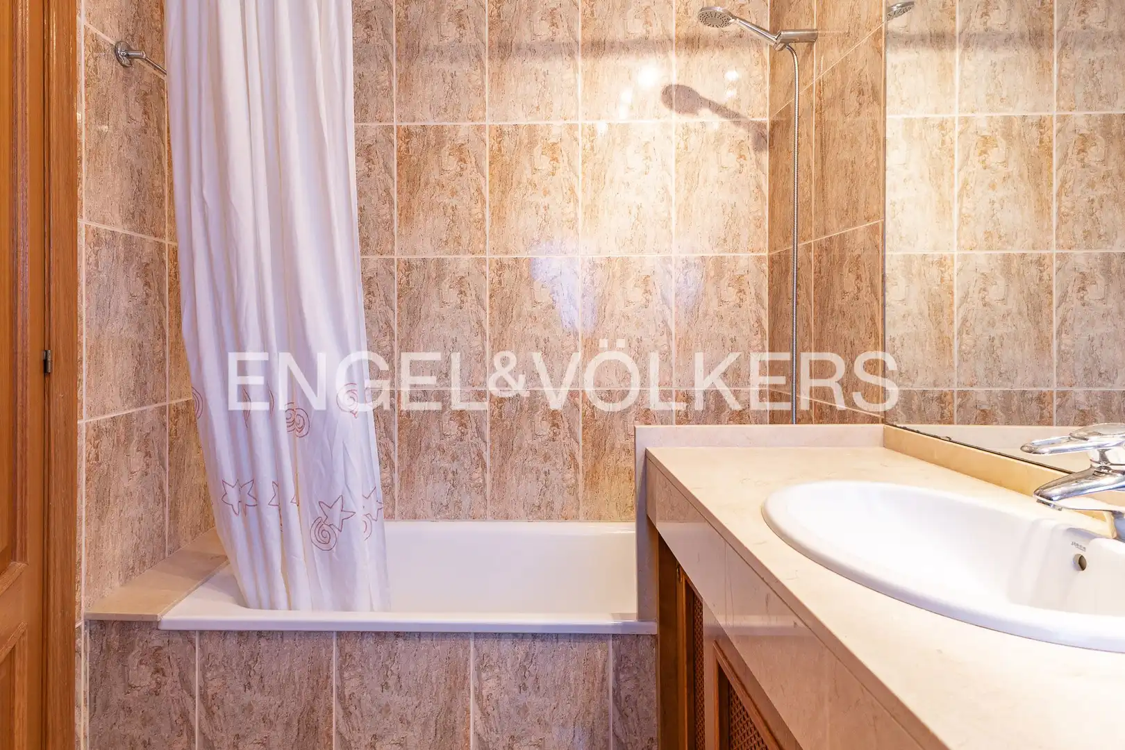 Baño de Casa o chalet de alquiler en Sant Vicenç de Montalt con Calefacción, Jardín privado y Piscina