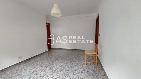 Foto 3 de Piso en venta en Avenida Avinguda de la Mediterrània, Badia del Vallès, Barcelona