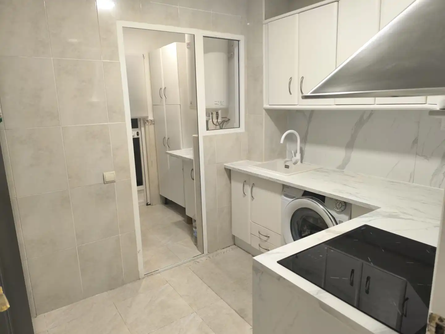 Kitchen of Flat for sale in Marbella  with Terrace, Oven and Washing machine