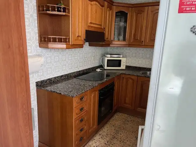 Cuina de Pis en venda en Tarragona amb Aire condicionat, Calefacció i Moblat