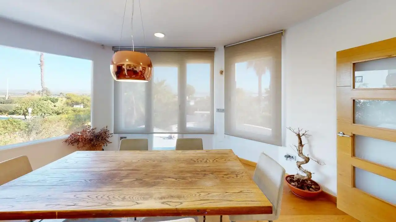 Chalet con piscina en venta en Los Balcones - Los Altos, imagen 15