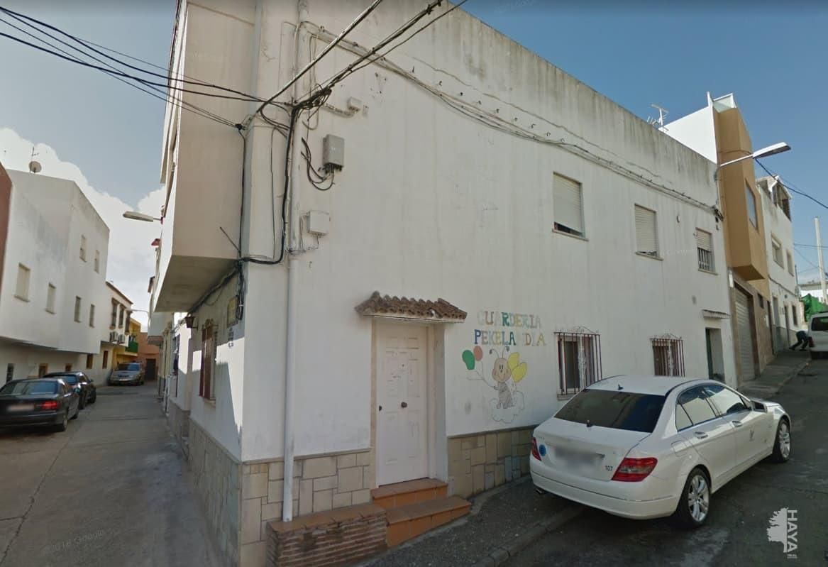 Vista exterior de Casa adosada en venta en Algeciras