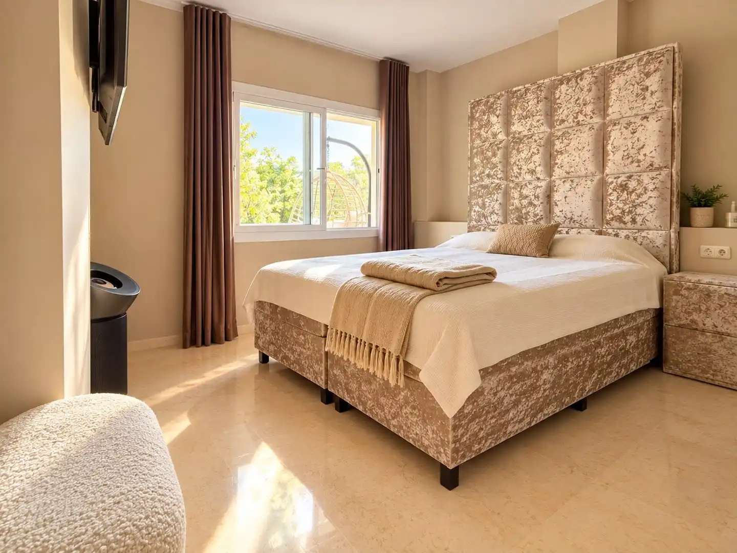 Bedroom of Flat for sale in Elviria - Cabopino