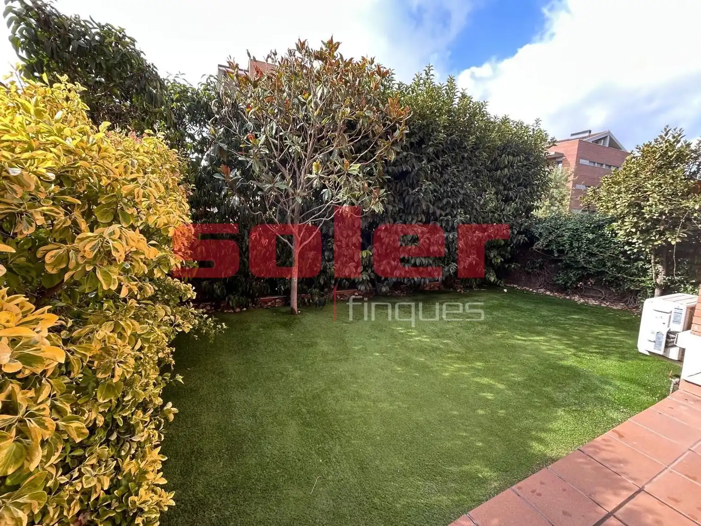Planta baja en venta en Mira-sol