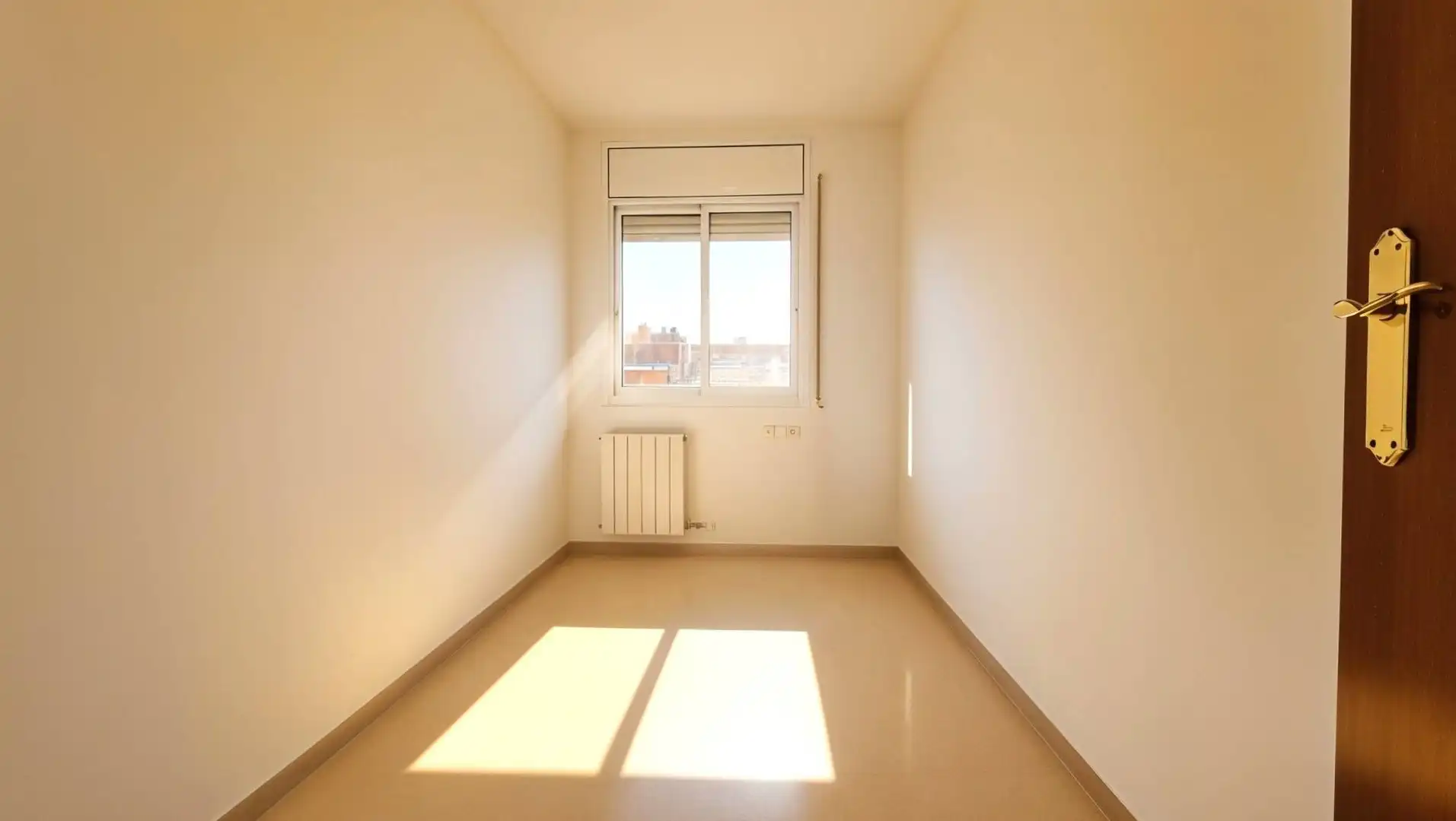 Schlafzimmer von Wohnung zum Verkauf in Reus mit Heizung und Balkon