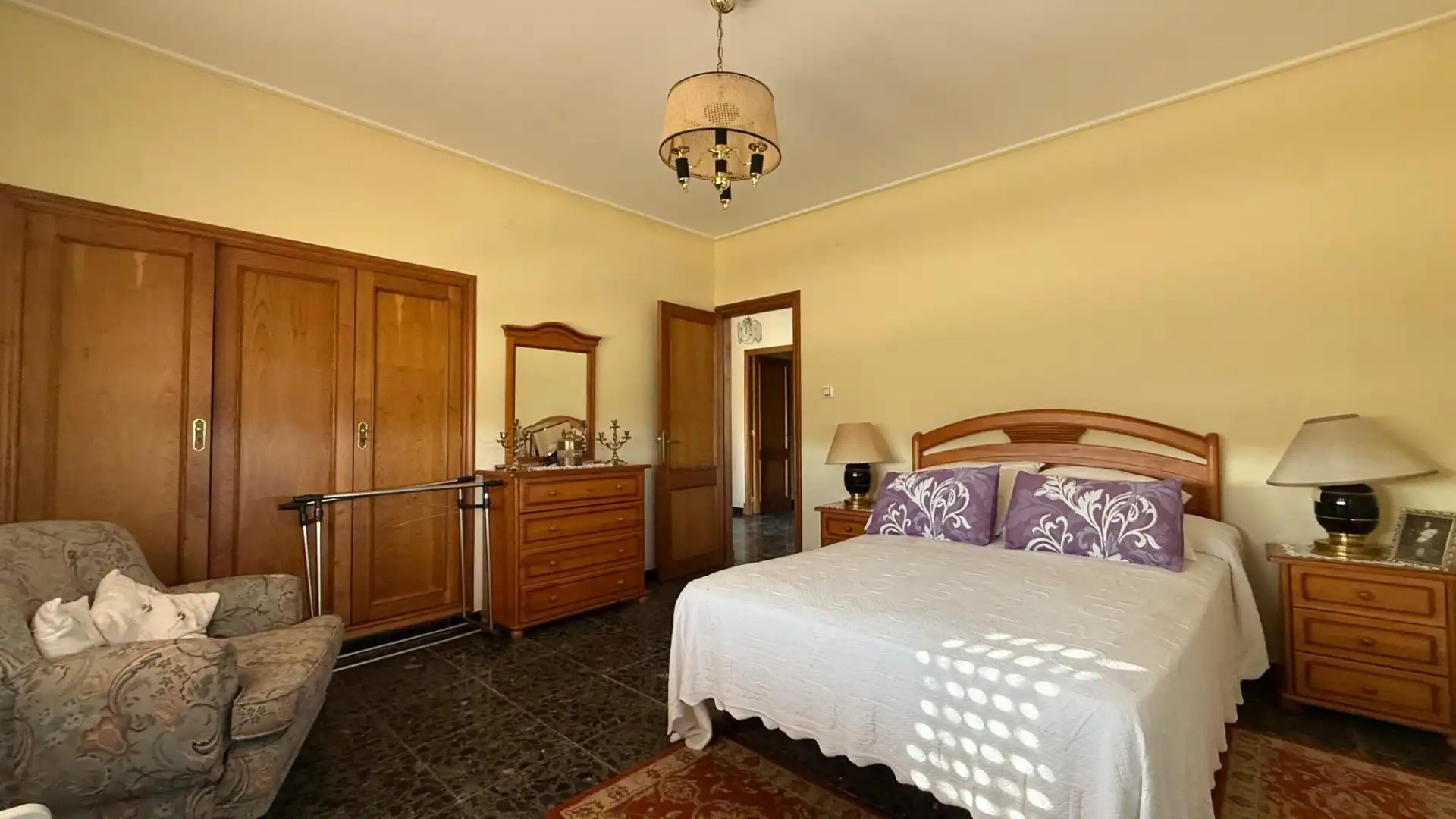 Bedroom of Houses for sale in Coles  with Heating, Private garden and Swimming Pool