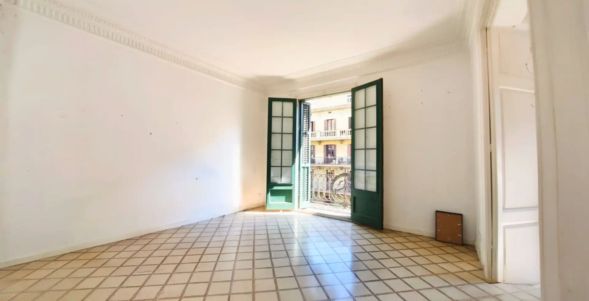 Piso de alquiler en Barcelona con Aire acondicionado, Horno y Balcón