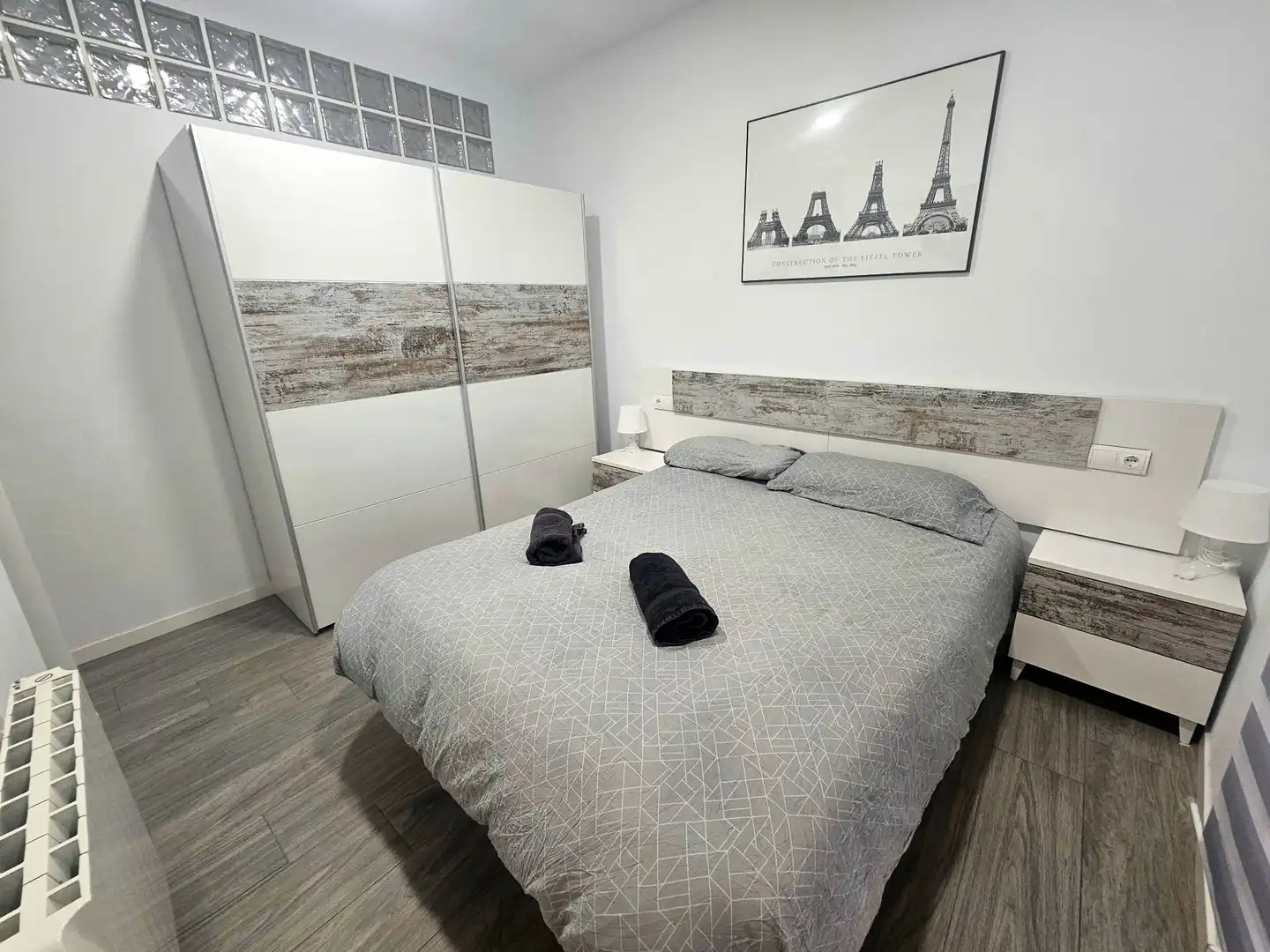 Bedroom of Apartments for sale in Begur  with Air Conditioner, Heating and Furnished