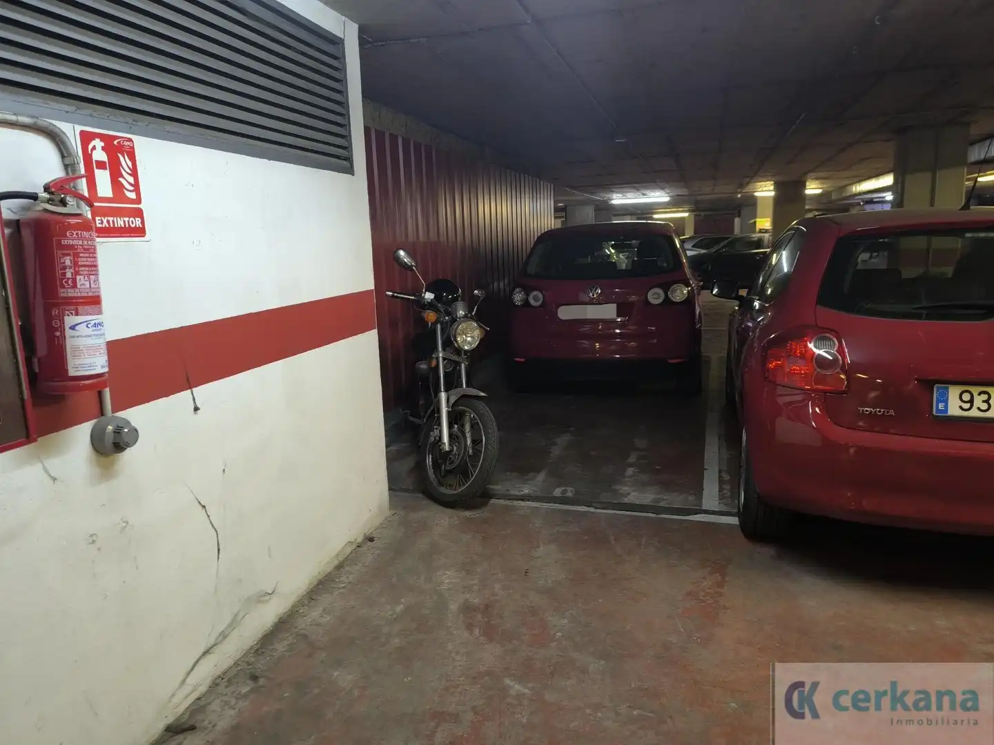 Einzelparkplatz zum Verkauf in BaÑos 61, imagen 3