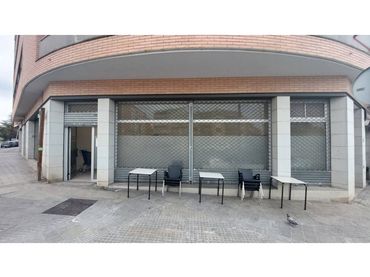 Local comercial en alquiler en Prat de la Riba 60