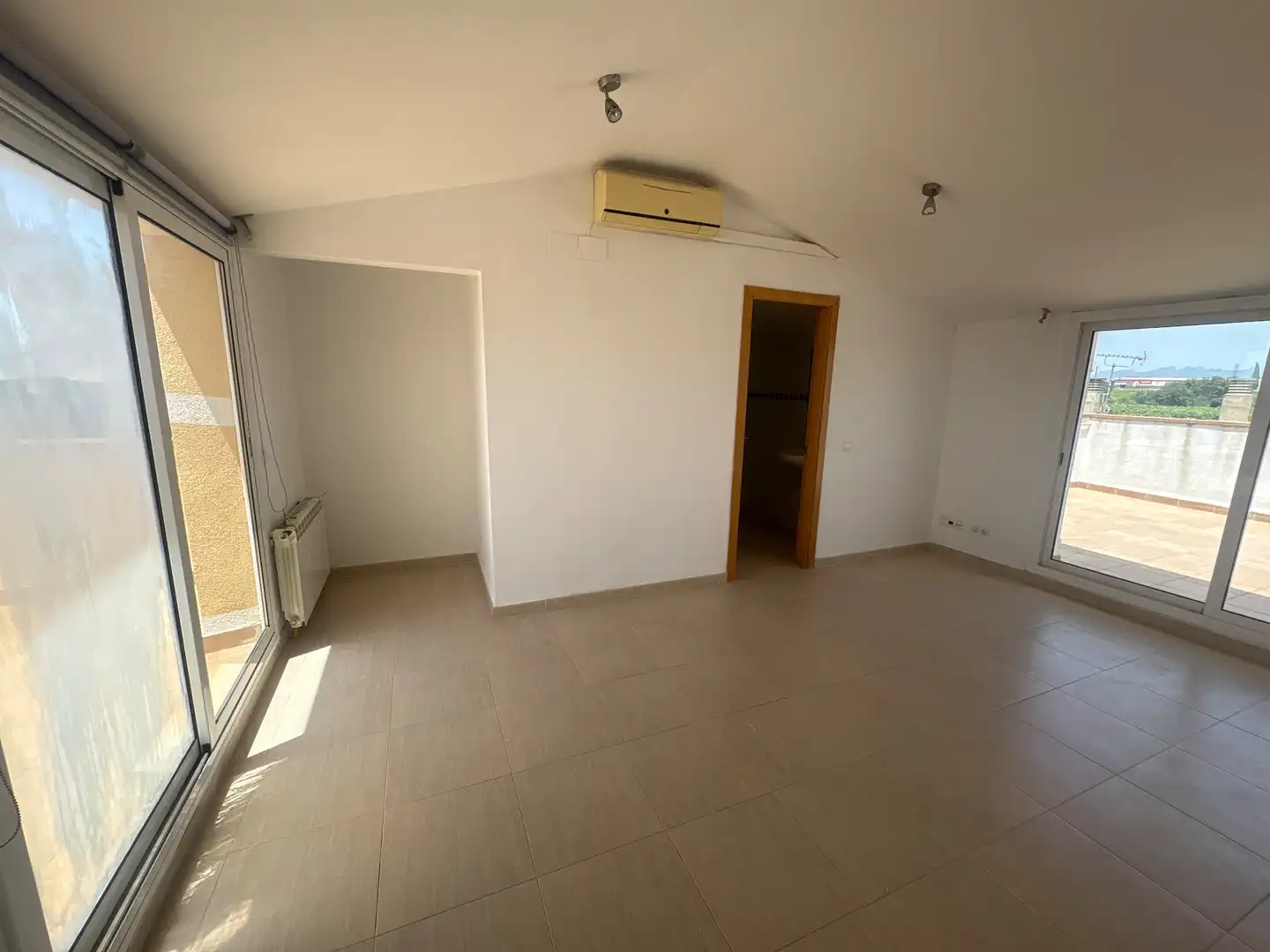 Dúplex de alquiler en Olèrdola con Aire acondicionado, Calefacción y Terraza