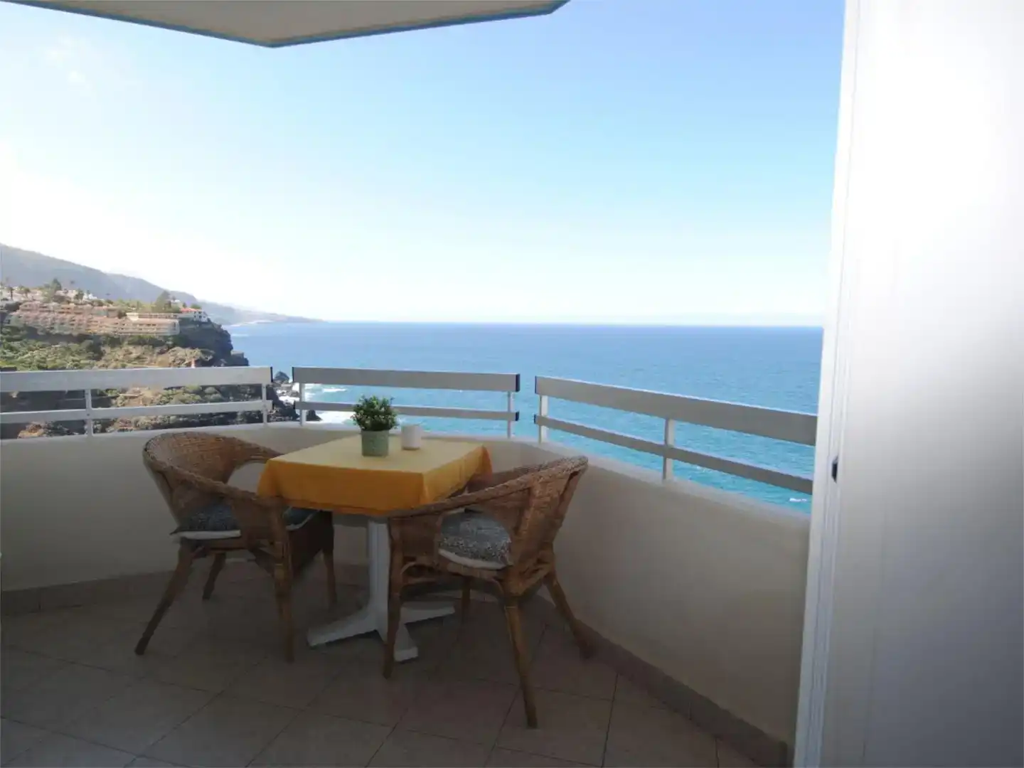 Terrasse von Wohnungen zur Miete in Los Realejos mit Schwimmbad und Balkon