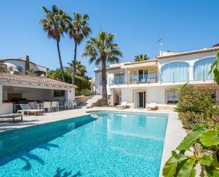 Vista exterior de Casa o xalet de lloguer en Jávea / Xàbia amb Aire condicionat, Terrassa i Piscina