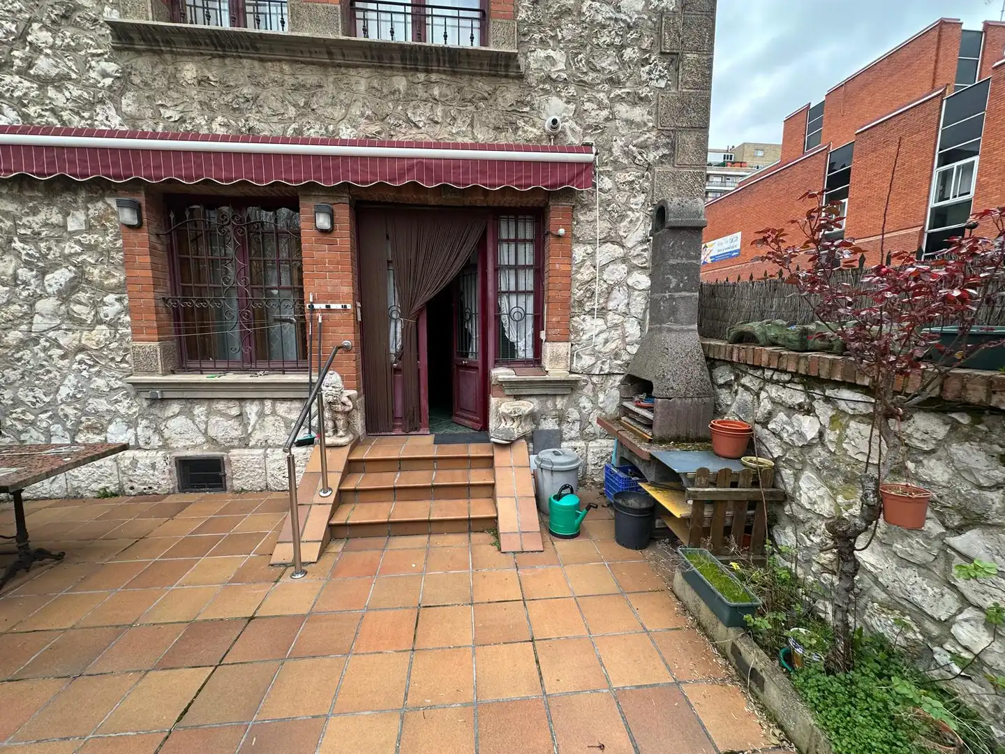 Exterior view of Detached homes for sale in Burgos  with Private garden, Terrace and Storage room