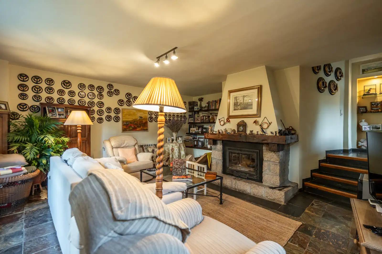 Living room of Houses for sale in El Espinar  with Heating, Private garden and Terrace