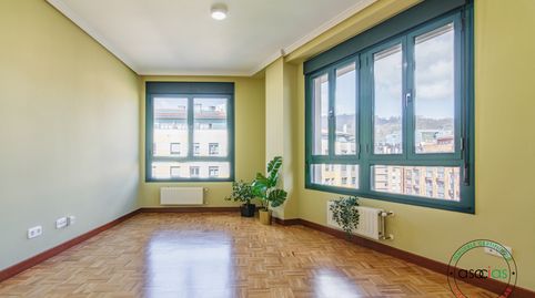 Foto 4 de Piso en venta en Oviedo - Pz Puerta de Europa, 1, HUCA - La Cadellada, Oviedo