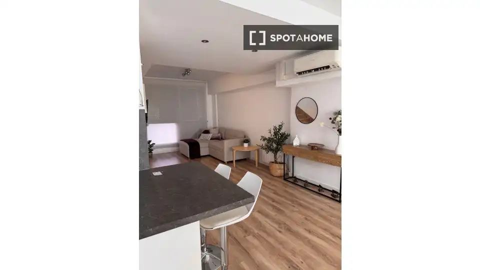 Wohnzimmer von Wohnung zur Miete in San Antonio de Benagéber mit Klimaanlage, Heizung und Möbliert