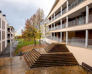 Vista exterior de Pis en venda en Sabiñánigo amb Calefacció, Jardí privat i Terrassa