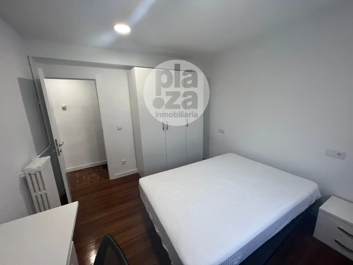 Bedroom of Flat for rent in Burgos  with Heating and Furnished
