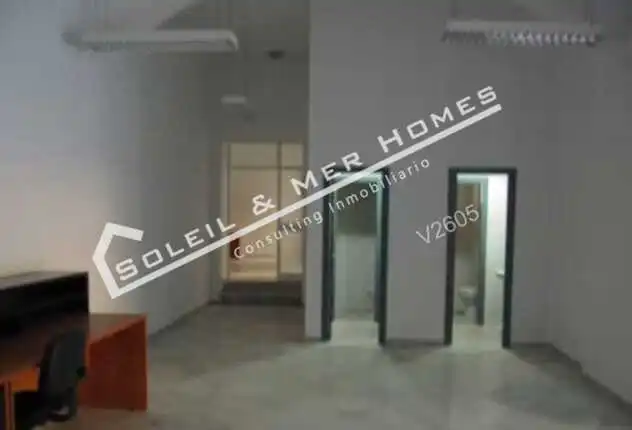 Locale commerciale in affitto a Plaza de Elías Ahuja, imagen 3
