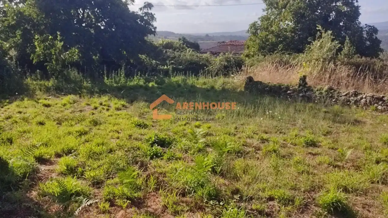 Casa o chalet en venta en A Bola  con Calefacción y Jardín privado