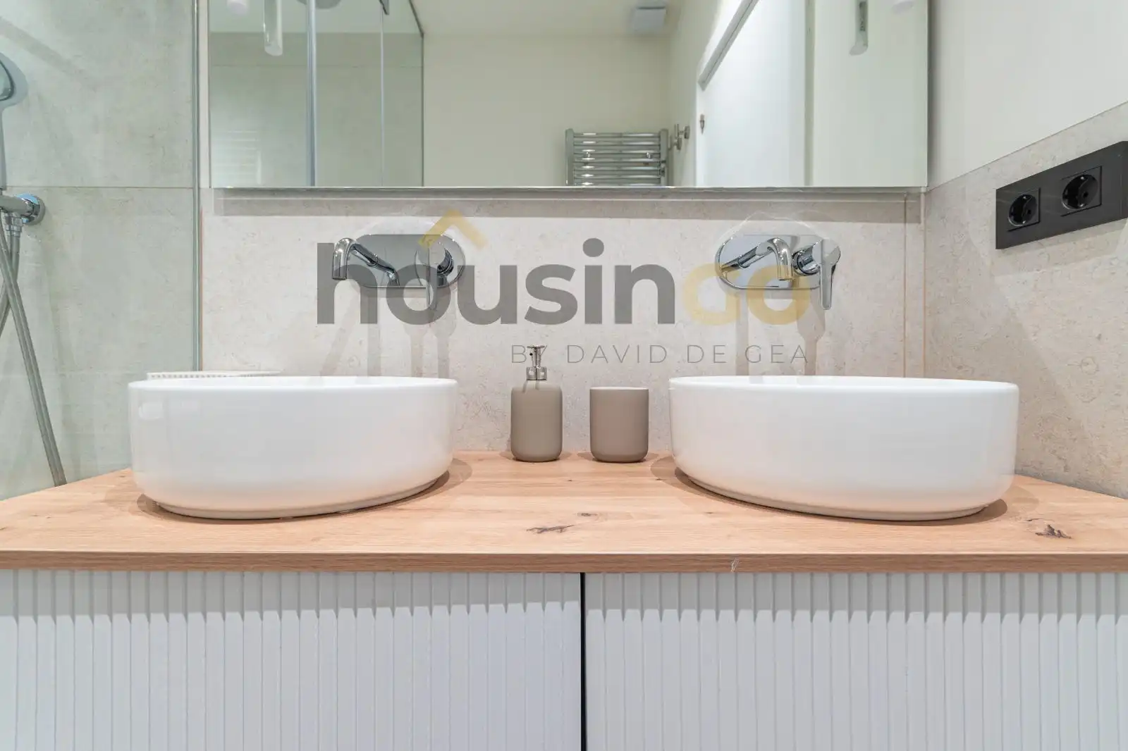 Badezimmer von Wohnung zum Verkauf in Madrid mit Klimaanlage, Heizung und Parkett