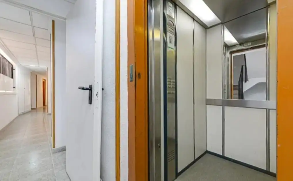 Apartament amb terrassa en venda a Calle MAR BALTICO, imagen 14