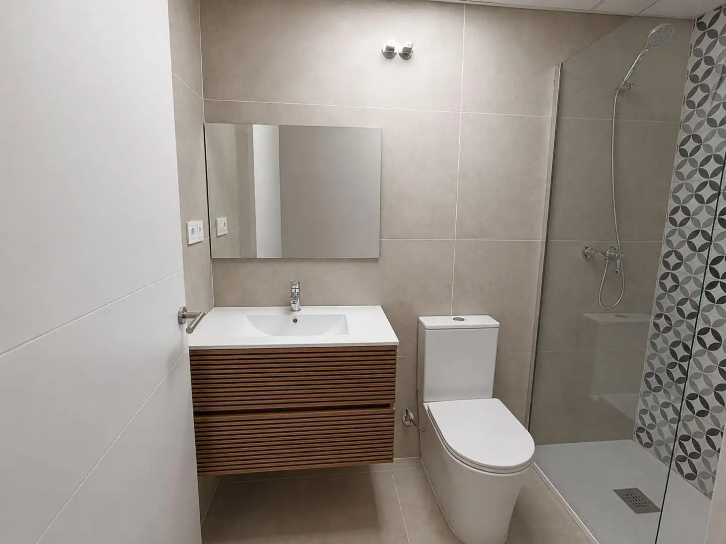 Baño de Piso en venta en Reus con Calefacción