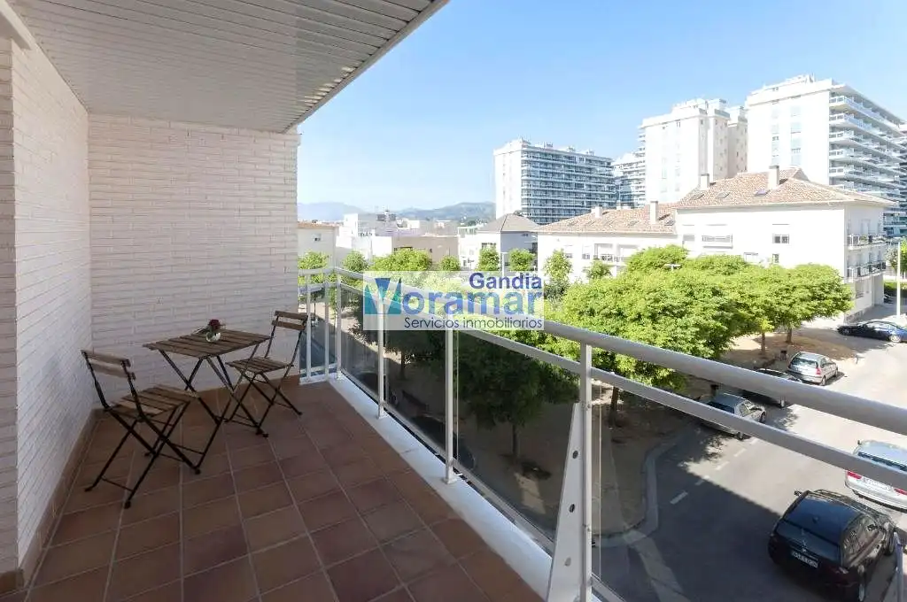 Außenansicht von Maisonette zur Miete in Gandia mit Klimaanlage, Heizung und Terrasse