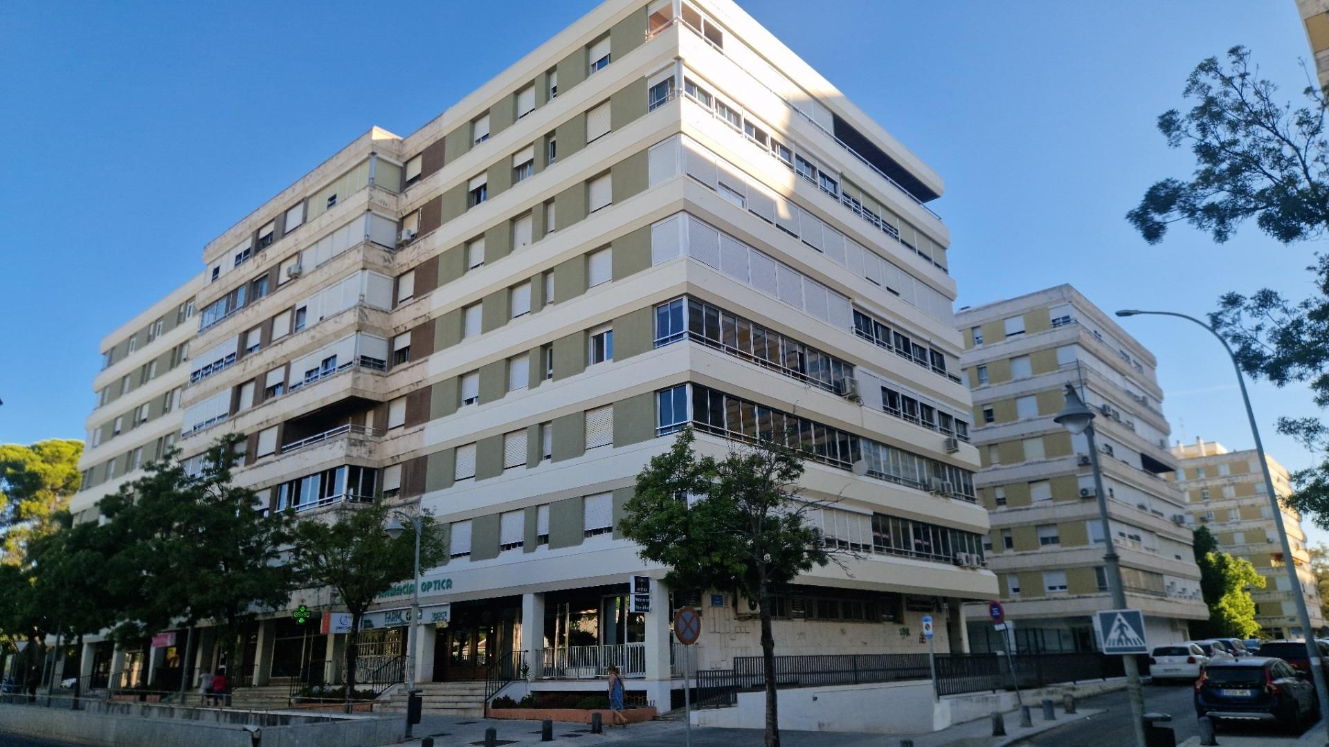 Exterior view of Garage for sale in Jerez de la Frontera