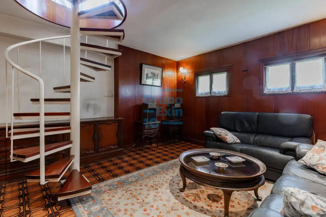 Living room of Flat for sale in Donostia - San Sebastián   with Heating and Storage room