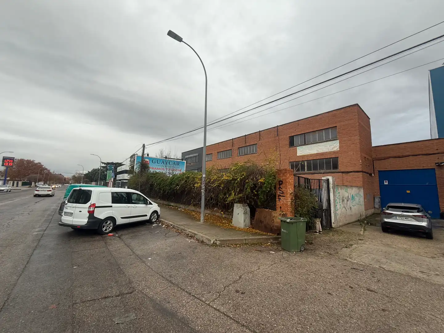 Vista exterior de Nave industrial en venta en San Fernando de Henares con Alarma