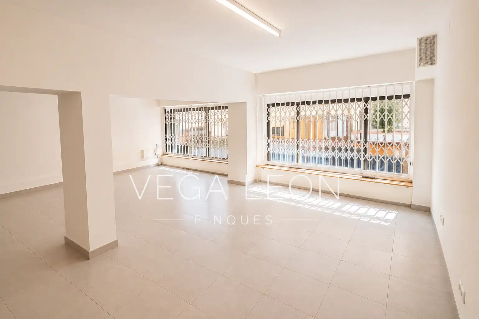 Commercial properties for rent in Calella