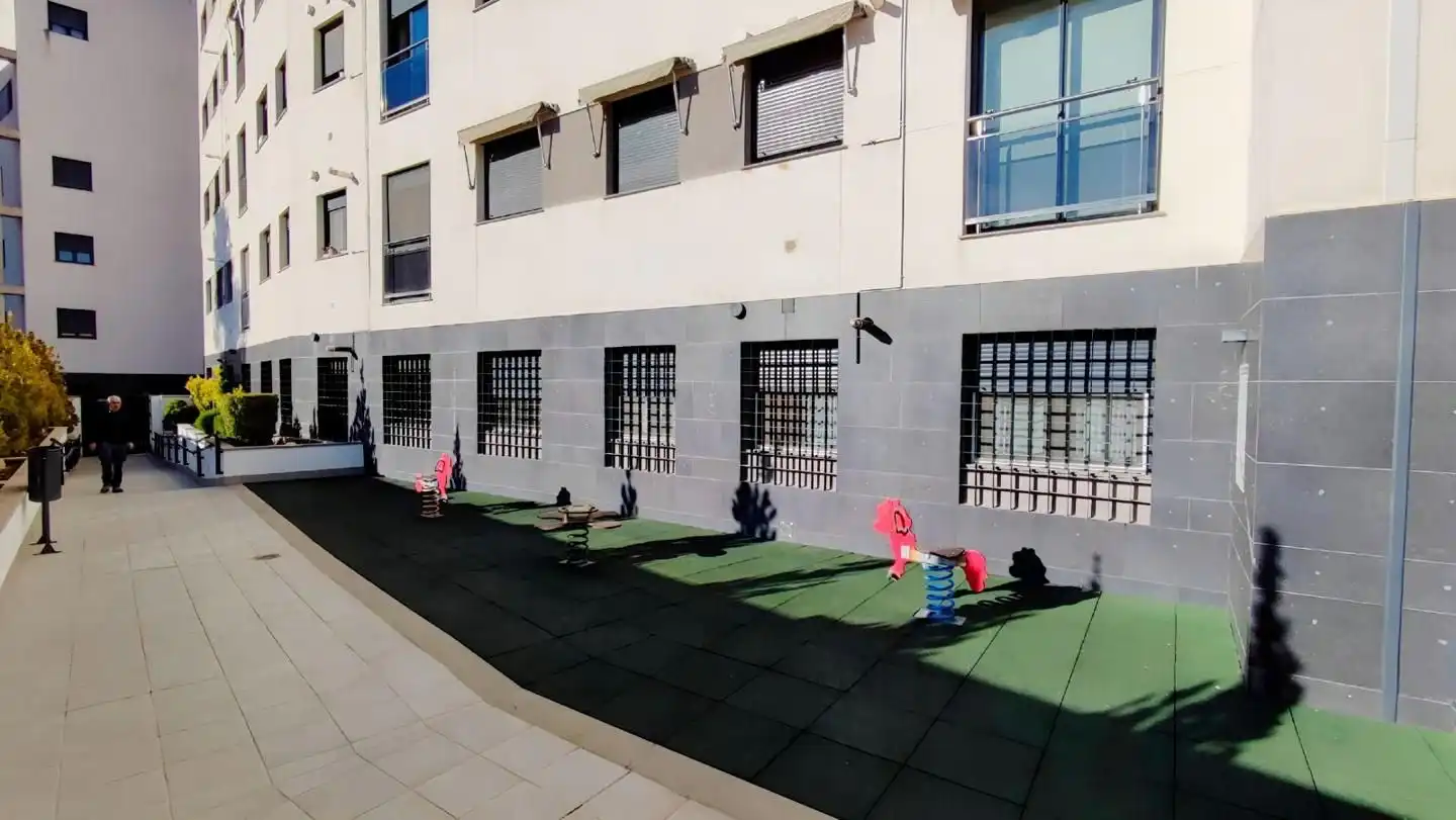 Flat for rent in Calle PDTA MANUEL SANTAELLA PER, Cervantes