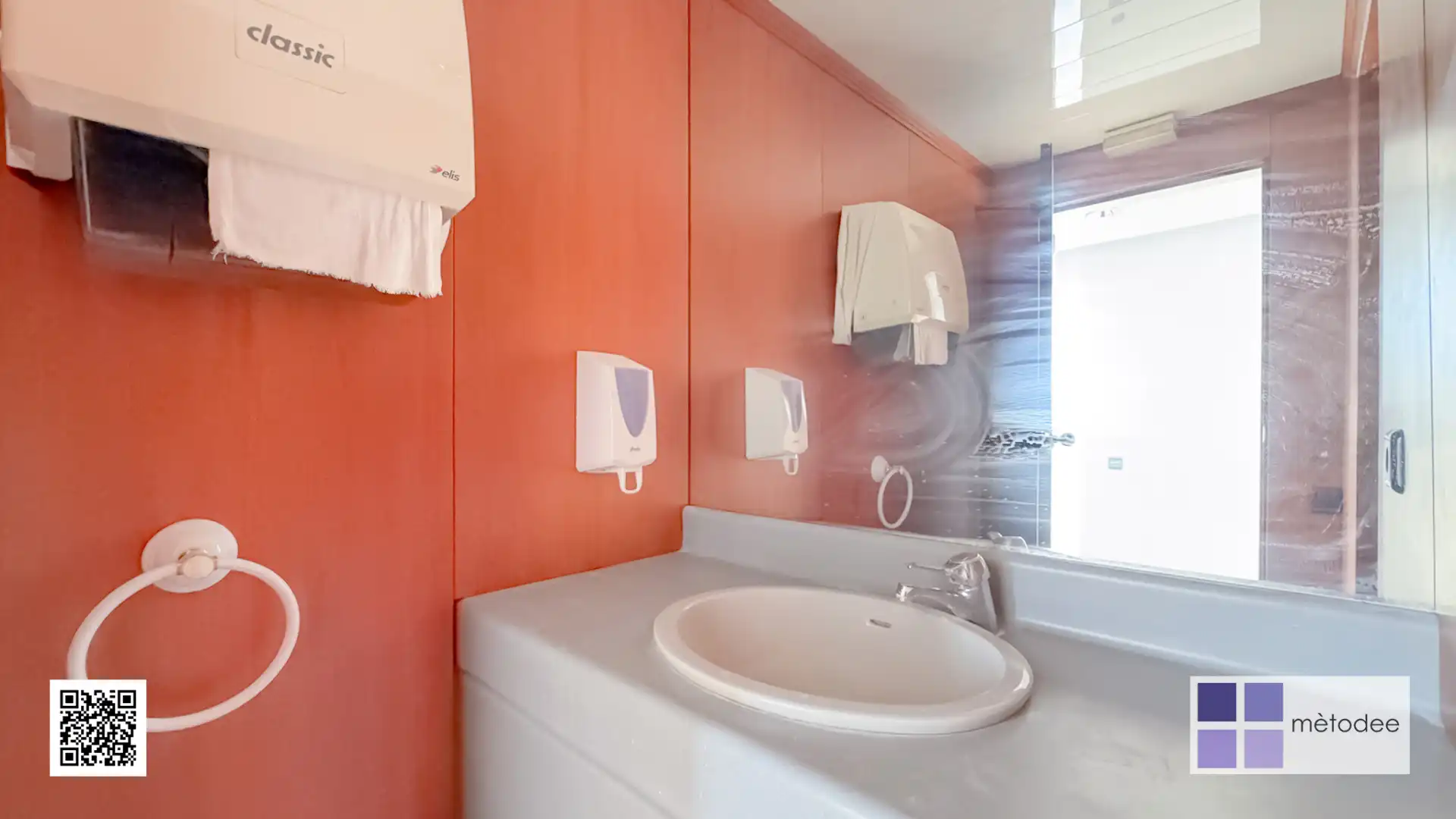 Bathroom of Office for rent in Les Corts