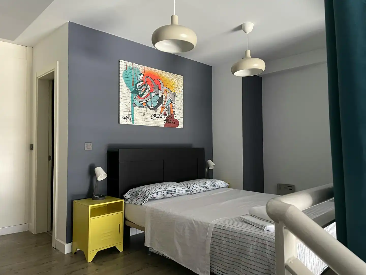 Bedroom of Flat for rent in Madrid  with Air Conditioner, Heating and Furnished