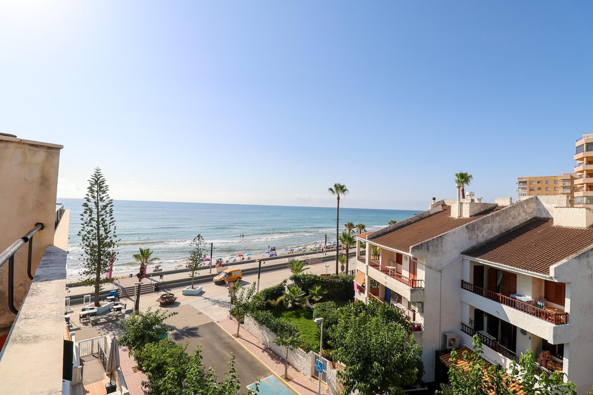Vista exterior de Apartamento en venta en Oropesa del Mar / Orpesa con Jardín privado y Terraza