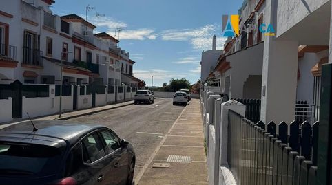 Foto 5 de Casa adosada en venta en La Barrosa, Chiclana de la Frontera