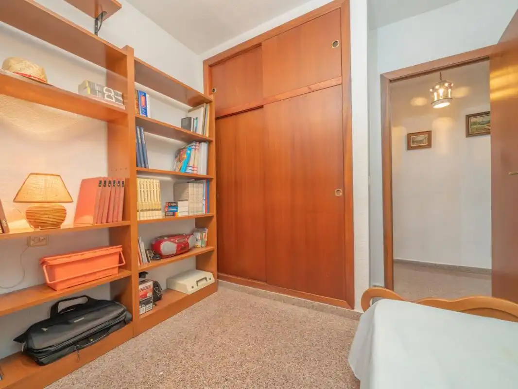 Dormitori de Pis en venda en Alicante / Alacant amb Calefacció, Terrassa i Traster