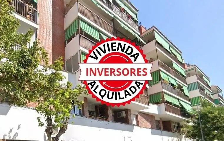 Vista exterior de Pis en venda en El Prat de Llobregat