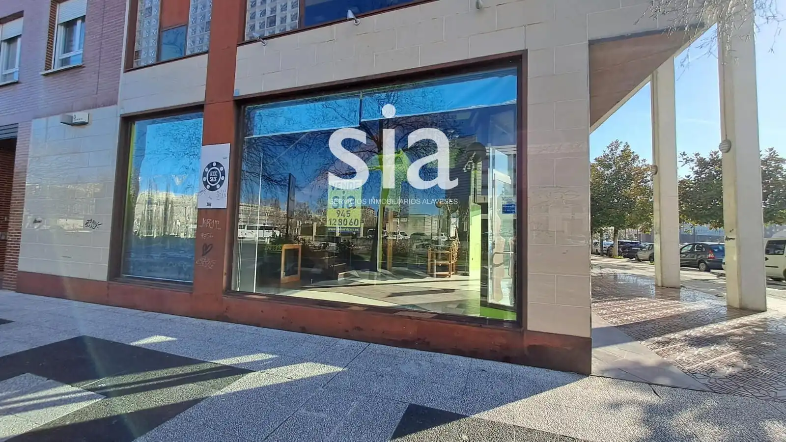 Vista exterior de Local en venta en Vitoria - Gasteiz