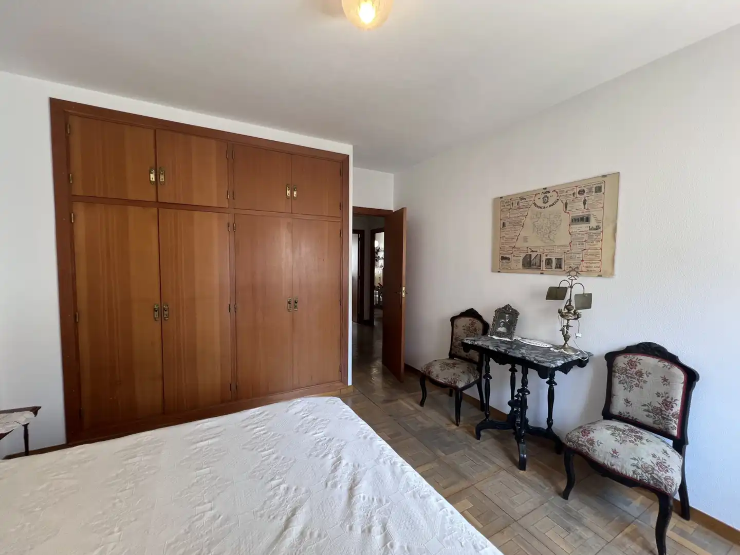 Schlafzimmer von Wohnung zum Verkauf in Jaca mit Abstellraum und Balkon