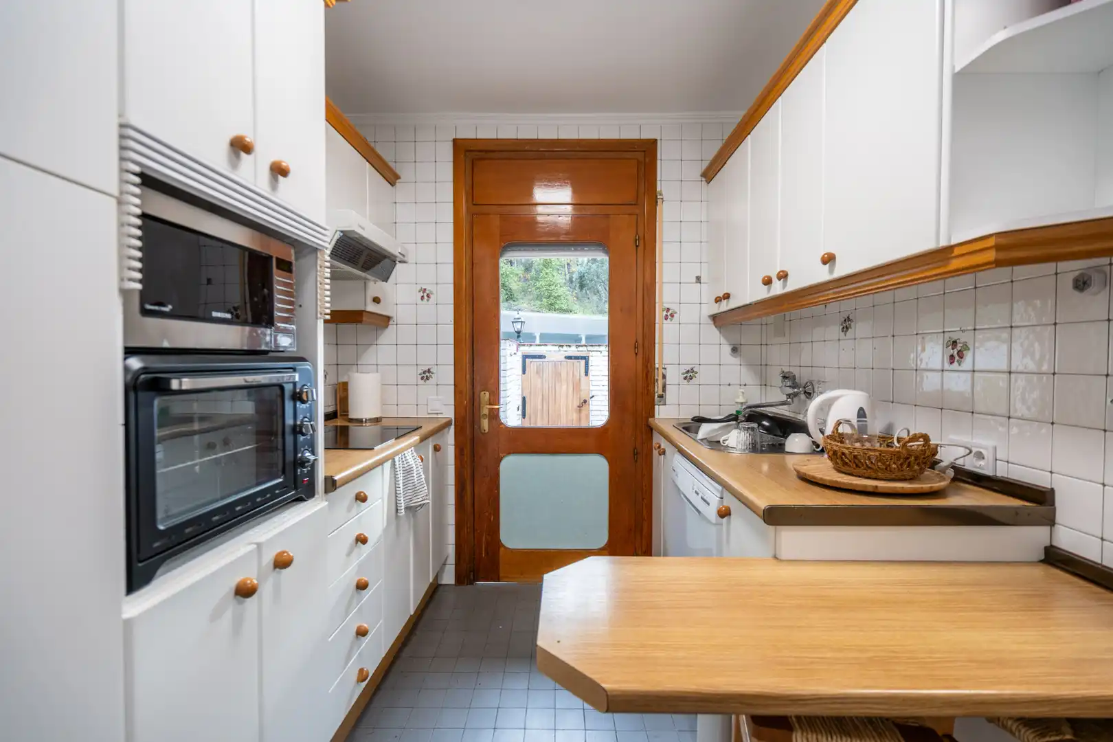 Cocina de Finca rústica en venta en Guadarrama con Aire acondicionado, Calefacción y Jardín privado