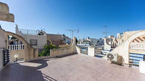 Foto 4 de Casa adosada en venda a Urbanización Doña Inés, 72, Zona Carrefour - Urbanizaciones, Torrevieja