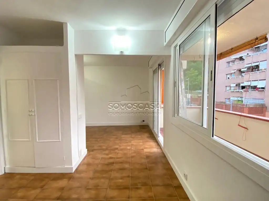 Estudi de lloguer a Carrer de Garriga i Roca, El Guinardó